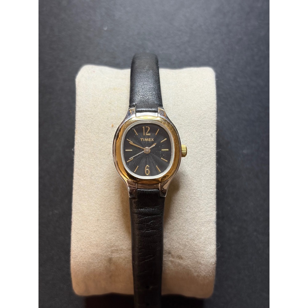 Timex Wristwatch Womens Black Gold Silver Two Tone Leather Strap Analog